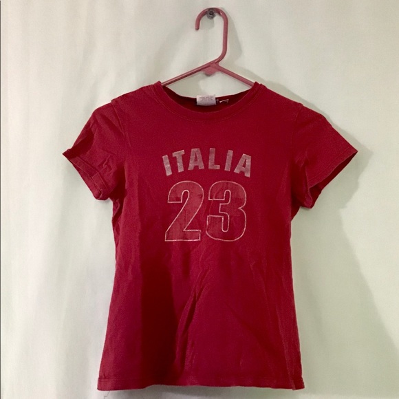 SHIRT BUNDLE!! 5 tops, tees/tank, comfy, cute, not perfect but serviceable. - Picture 3 of 16